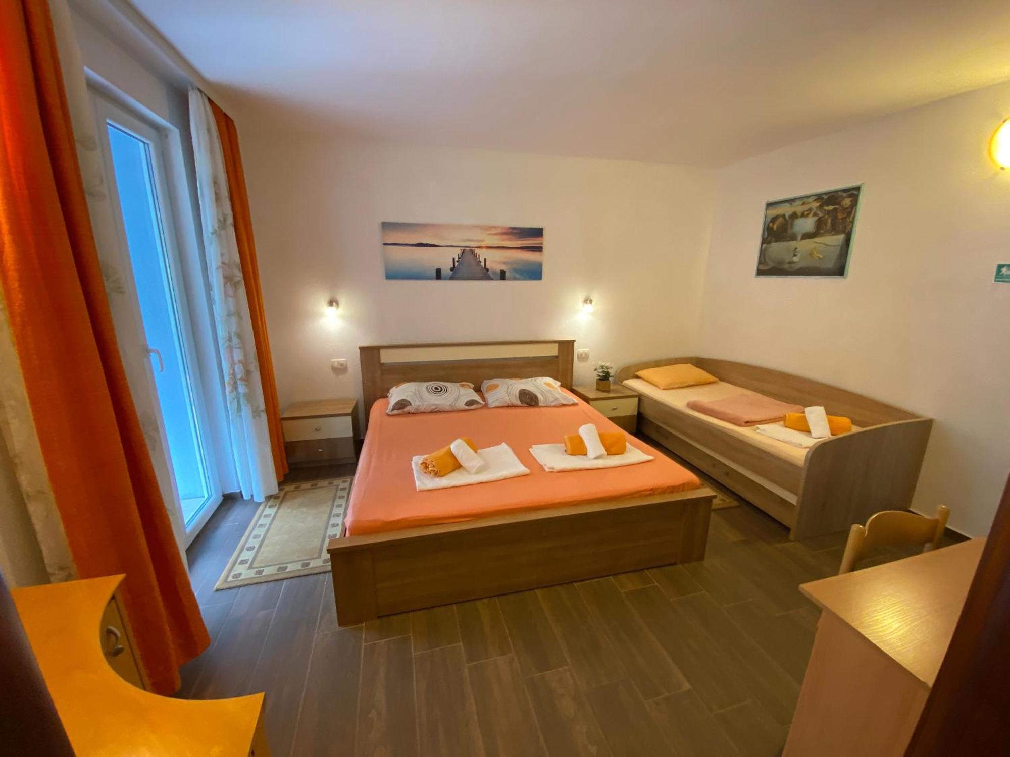 Apartment Toni Duće Buitenkant foto